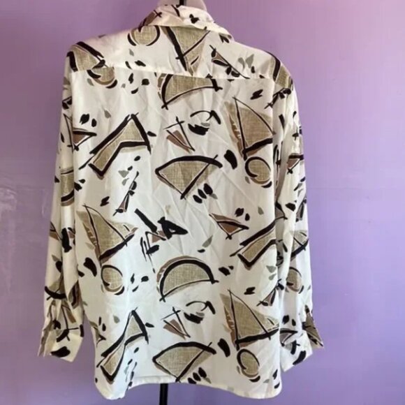 Women's Flowy Short Sleeve Top - Picture 2 of 2